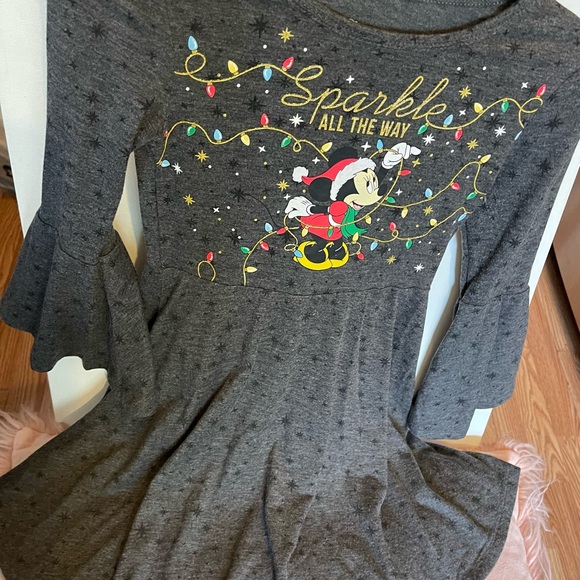 Disney Other - Disney Minnie Mouse holiday dress